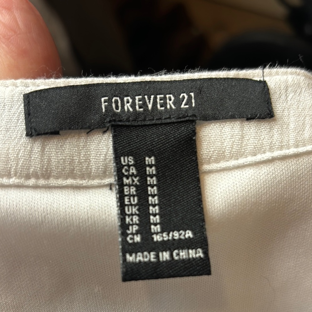 Forever 21 Women's White and Black Sleeveless Dress - Picture 2 of 9